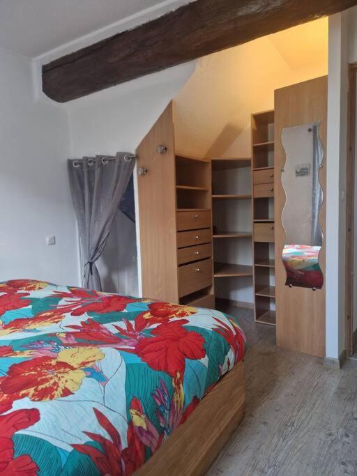 Apartment Dans Le Faubourg Proche De La